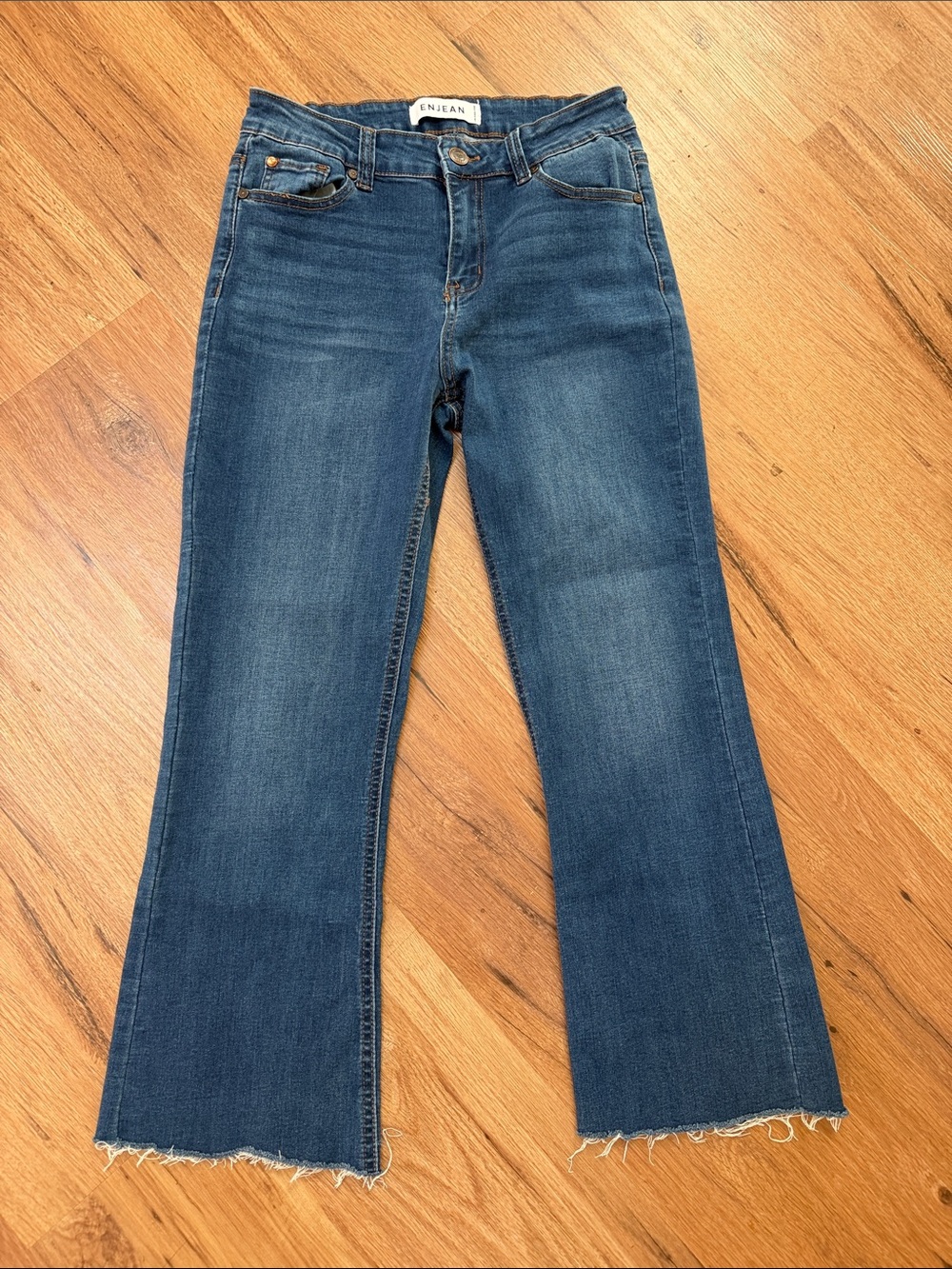 Enjean Medium Blue Boot cut Cropped Jeans, size 29